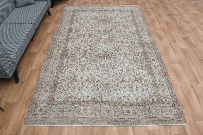 Beige Vintage Floral Area Rug