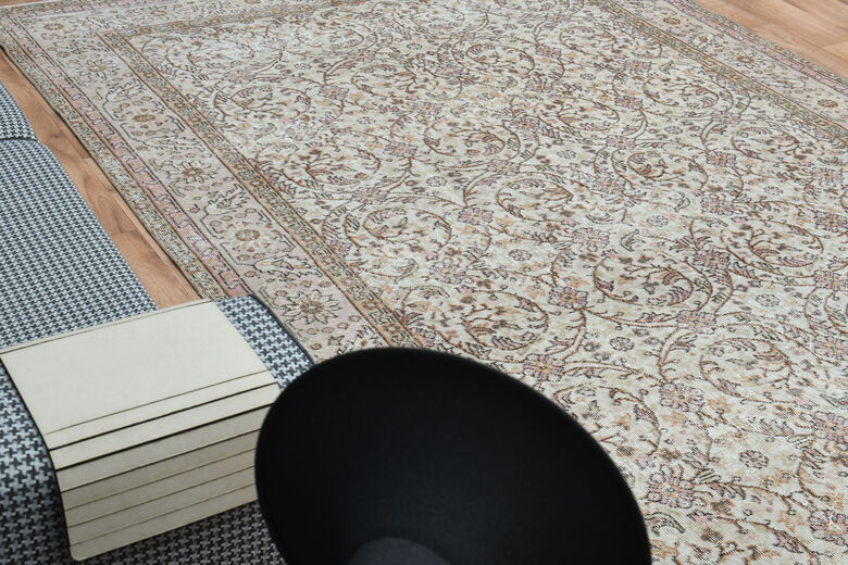 Beige Vintage Floral Area Rug