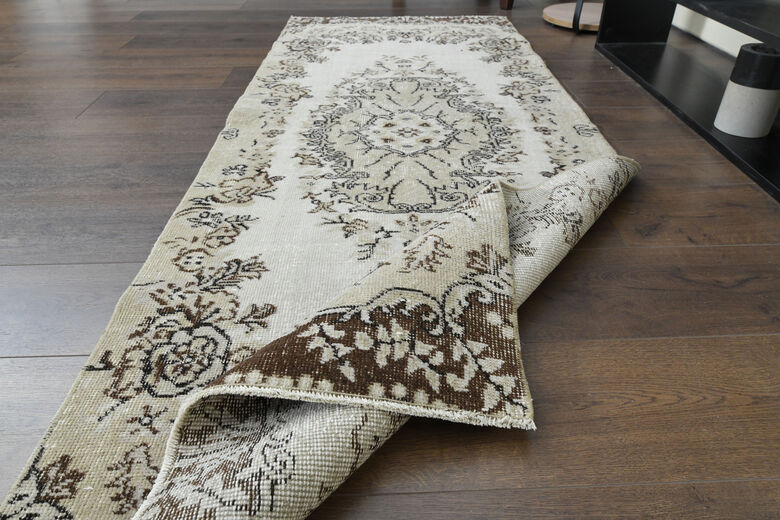 Beige Brown Oriental Rug