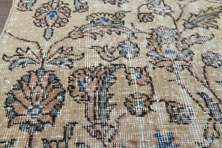 Vintage Turkish Rug