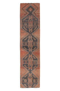 Red Black Vintage Runner - Thumbnail