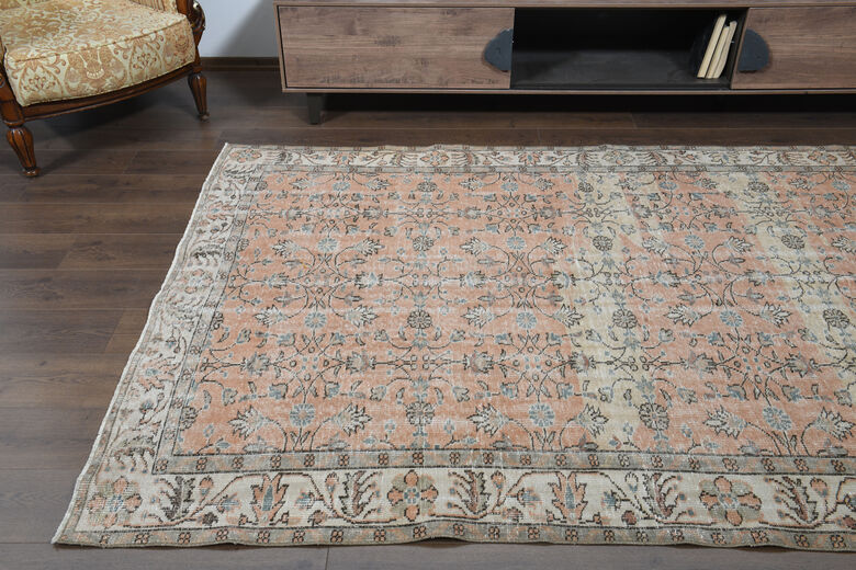 Vintage Turkish Rug