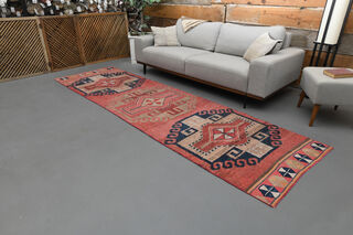 Pink Geometric Vintage Runner Rug - Thumbnail