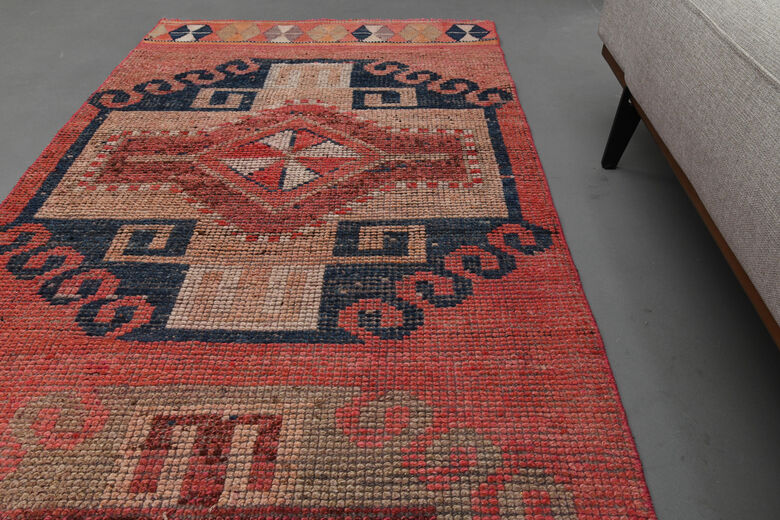 Pink Geometric Vintage Runner Rug