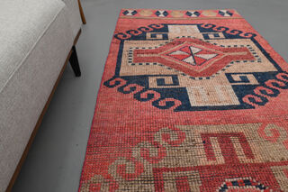 Pink Geometric Vintage Runner Rug - Thumbnail