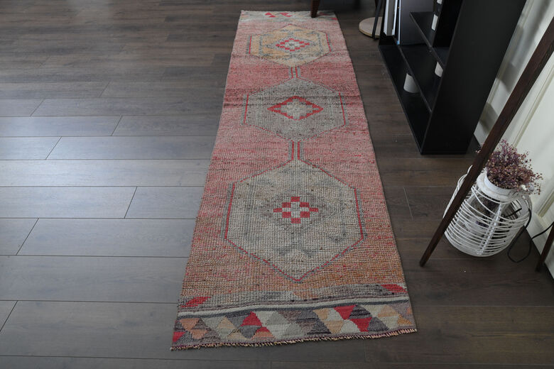 Faded Pink Vintage Runner