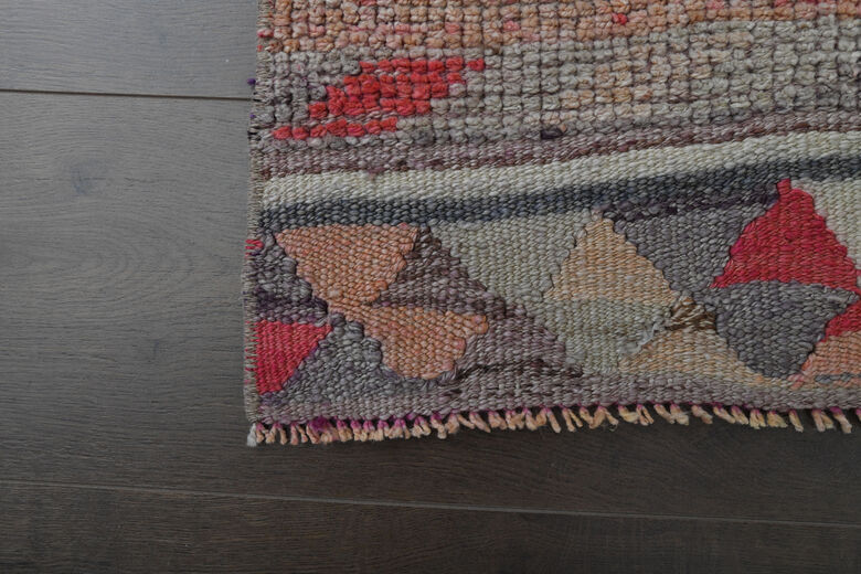 Faded Pink Vintage Runner