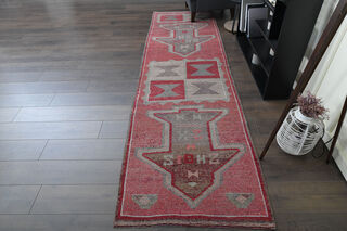 3x10 Pink Vintage Runner Rug - Thumbnail