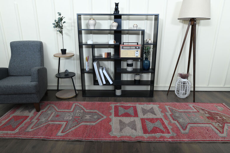 3x10 Pink Vintage Runner Rug