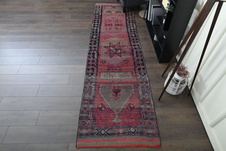 Pink Geometric Vintage Runner Rug