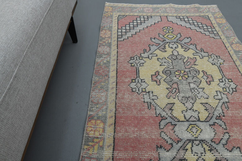 Vintage Oriental Pink Turkish Rug