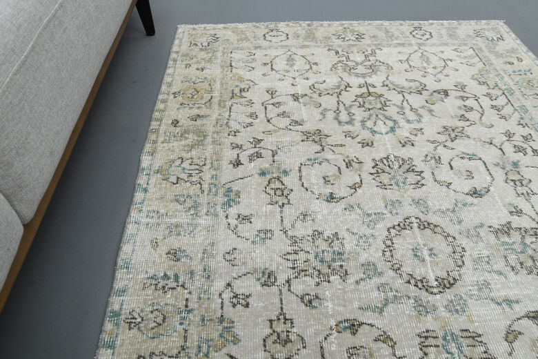 Vintage Turkish Rug