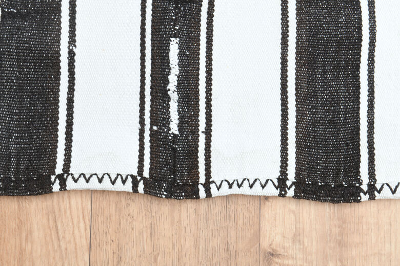 Flatweave White Black Striped Runner