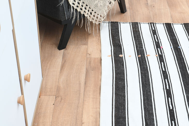 Flatweave White Black Striped Runner