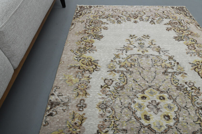 Vintage Turkish Rug