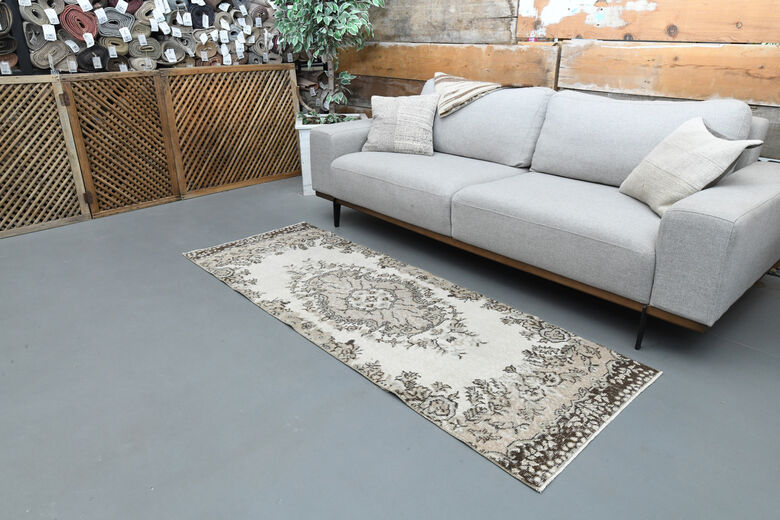 3'x7' Vintage Runner Rug