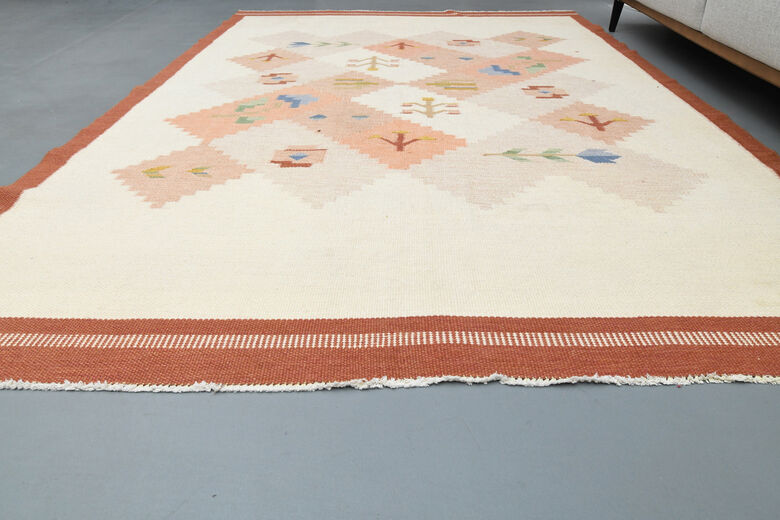Contemporary Modern Vintage Area Rug