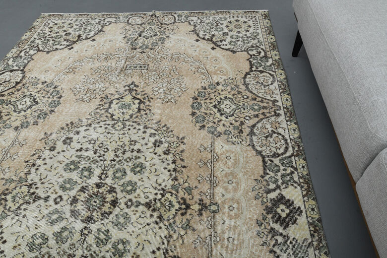 Vintage Turkish Oushak Rug